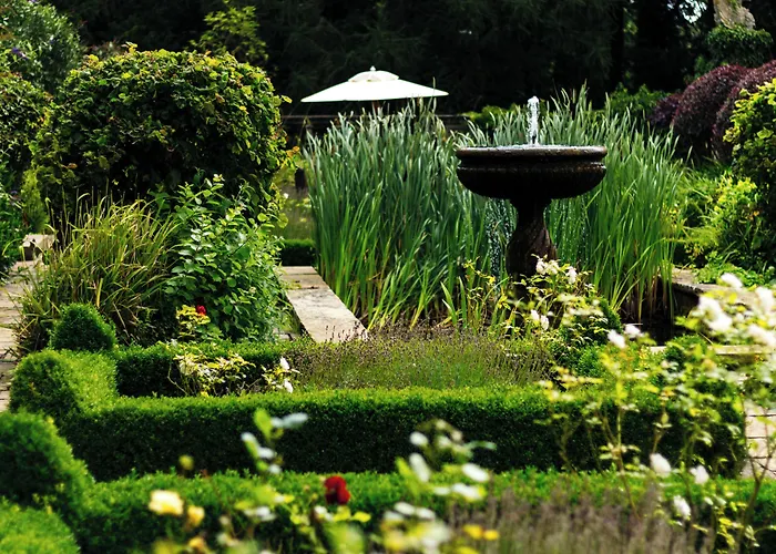 Crathorne Hall